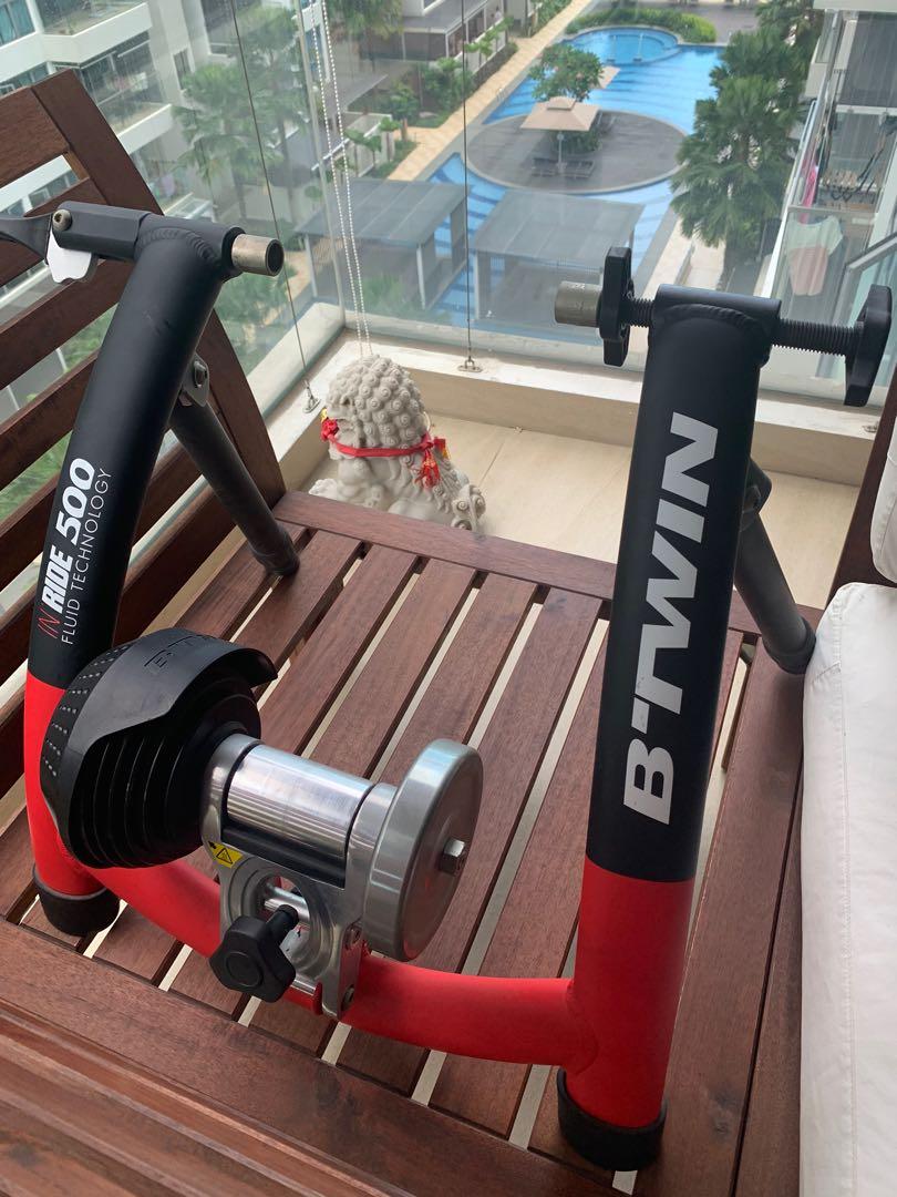 indoor bicycle trainer (in ride 500 fluid technology by btwin), Sports Equipment, Bicycles