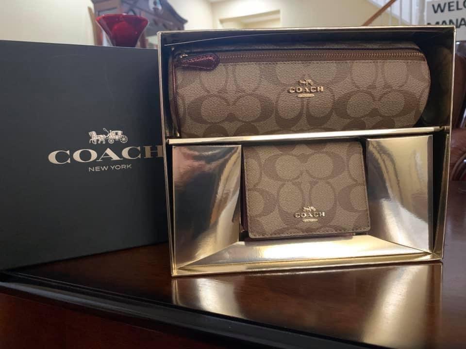 coach makeup brush holder