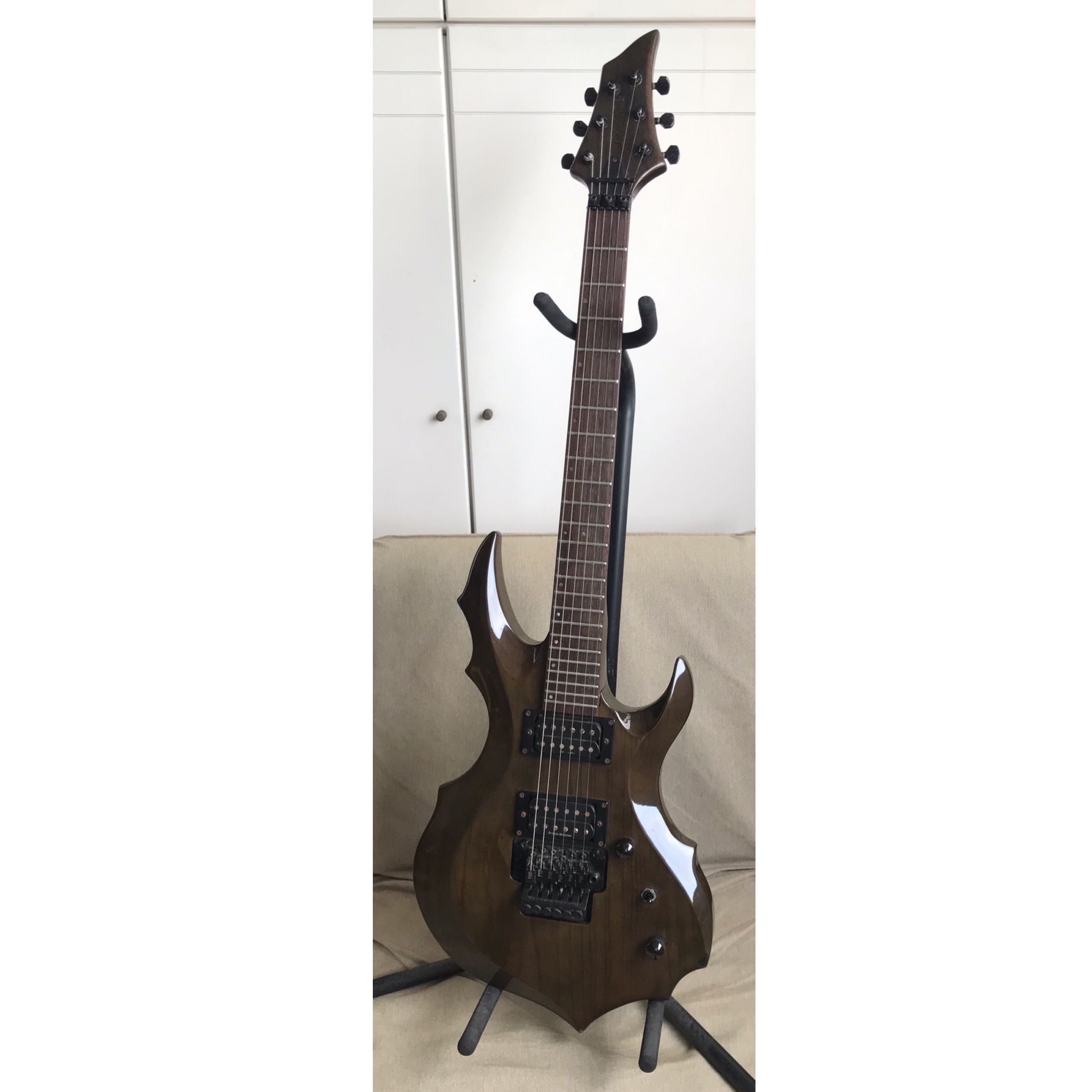 Price Drop Grassroots Electric Guitar Hobbies Toys Music Media Musical Instruments On Carousell