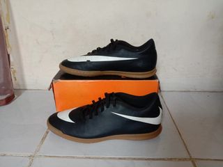 (Kategori: ) berada di . Dikirim oleh rewan (ID iklan 1006671074, Gambar 1). Deskripsi: .