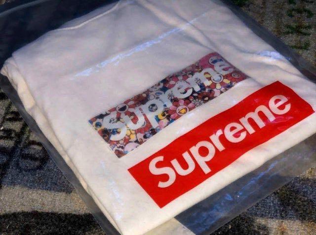 Murakami bogo top