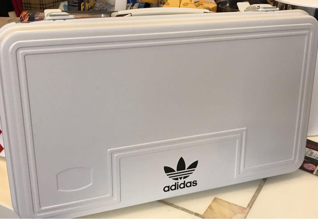 Adidas Originals Box 鐵盒, 傢俬＆家居 