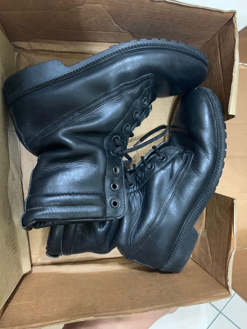 Army Shoe Size 10 Kasut Askar Men S Fashion Footwear Boots On Carousell