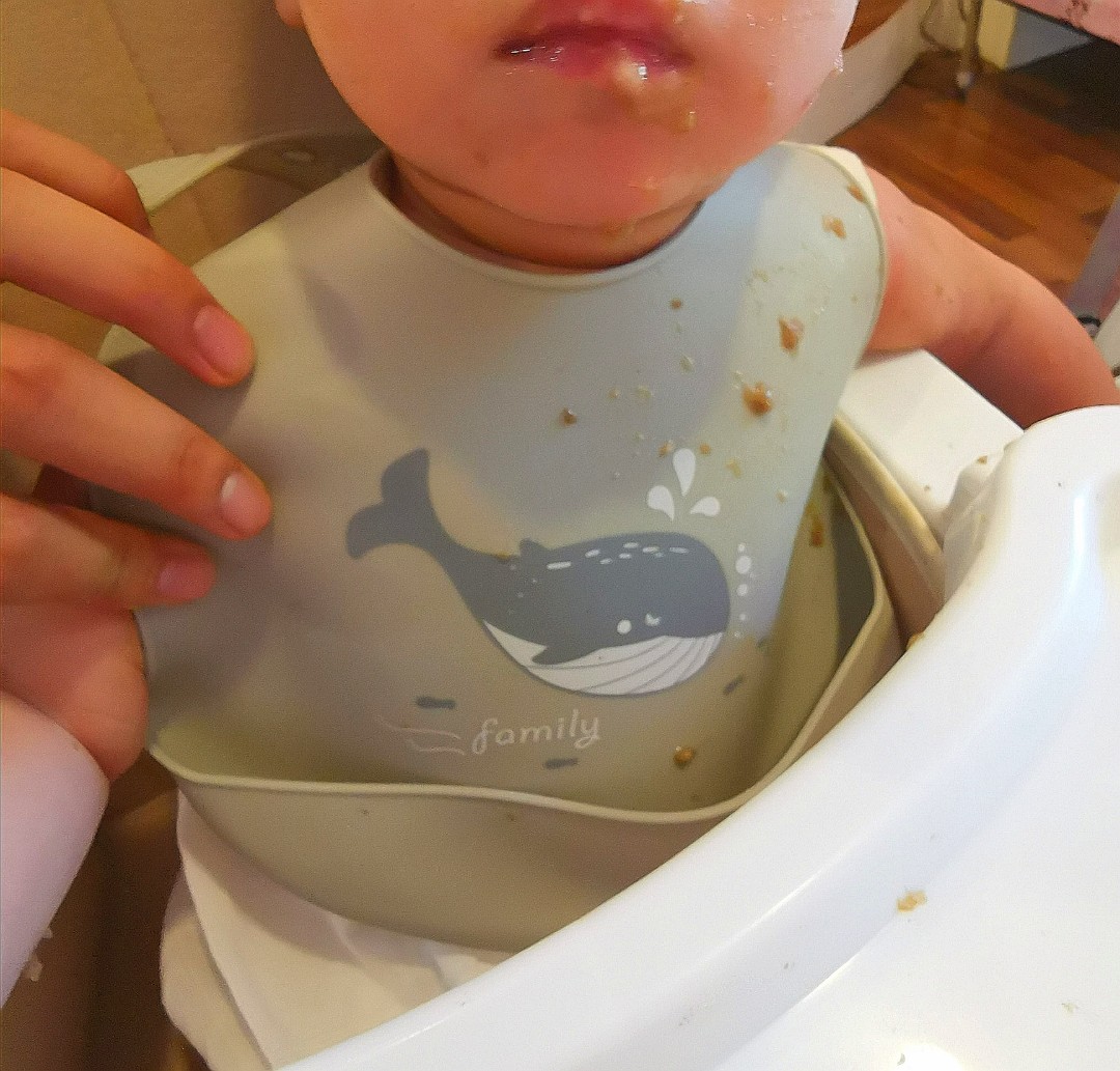 Baby Feeding Bib silicone rubber