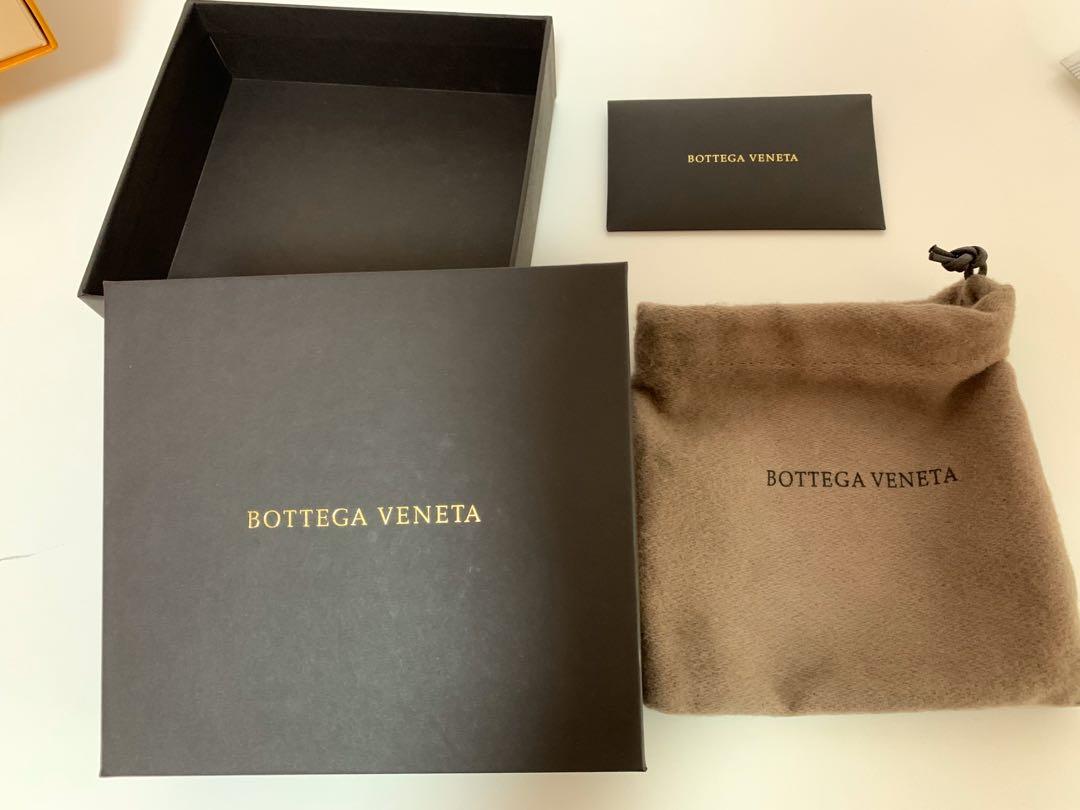 Bottega veneta packaging top