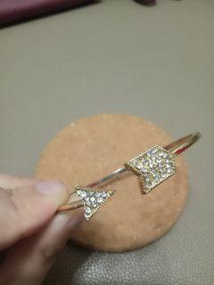 Bracelet (RAYA PROMO CLEARSTOCK)