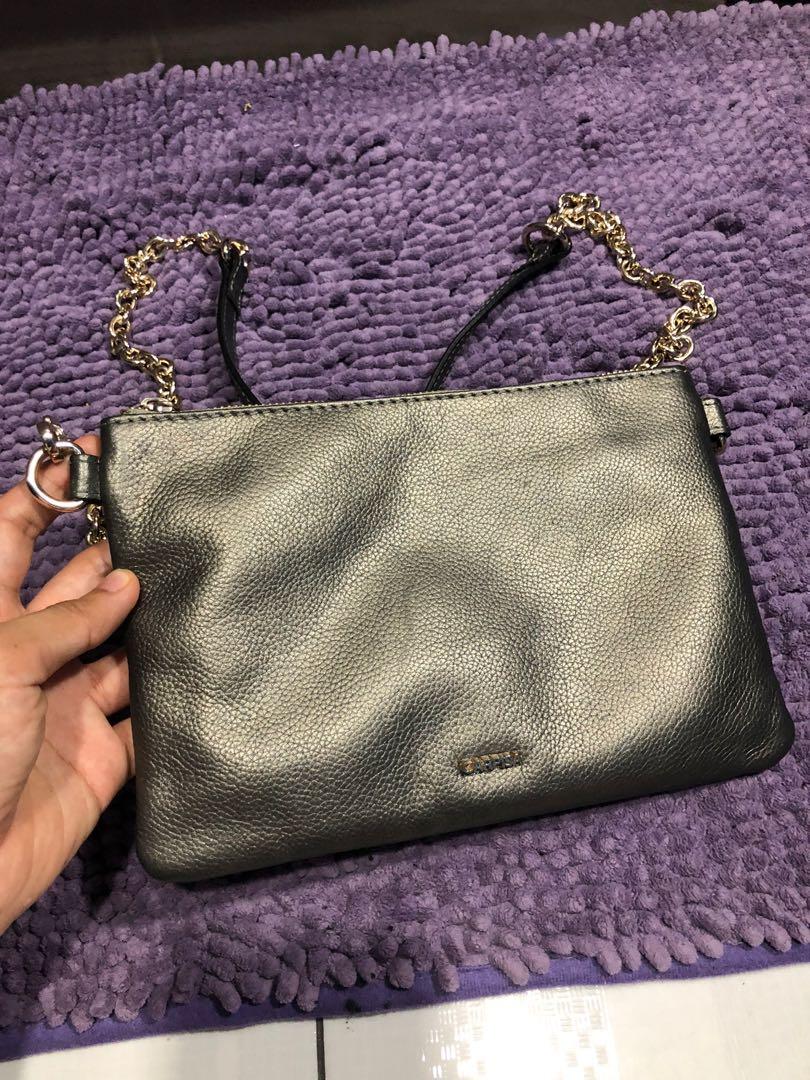 Carpisa sling bag shop