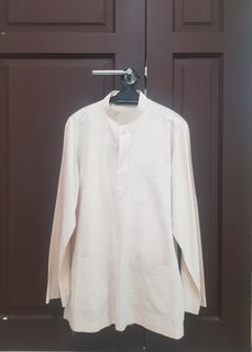 (Category: ) located in . Submitted by lolas.closet (Listing ID 1006872785, Image 1). Description: .