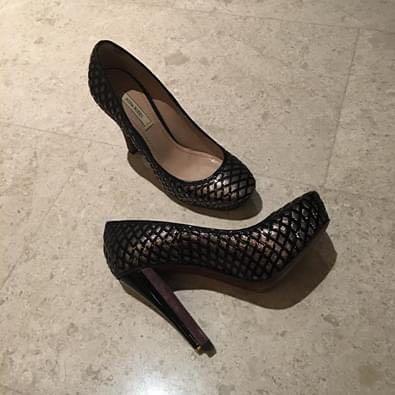 Gently used designer shoes outlet