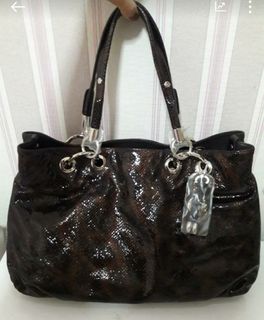 (Kategori: ) berada di . Dikirim oleh authentic_user (ID iklan 263385585, Gambar 1). Deskripsi: .