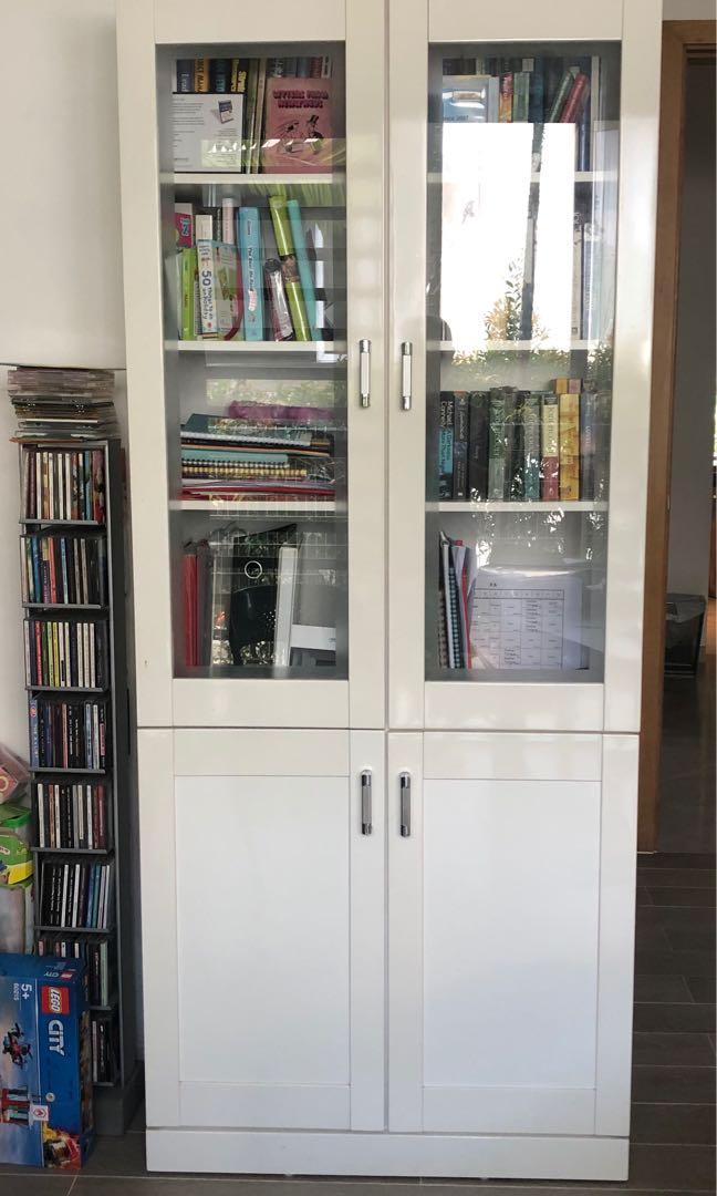 Glass Display Cabinet Furniture Shelves Drawers On Carou - White Display Cabinets With Glass Doors Glass Display Cabinet Furniture Shelves Drawers On Carou - White Display Cabinets With Glass Doors