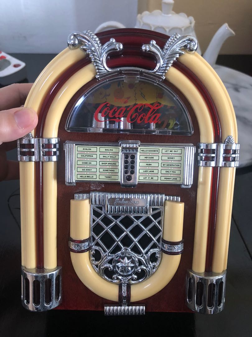 Jukebox mini cute juke box, Hobbies & Toys, Memorabilia & Collectibles ...