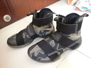（分類：）位於 。 由 jt2316 提交（商品編號 1007031143，圖片 1）。簡介： 。