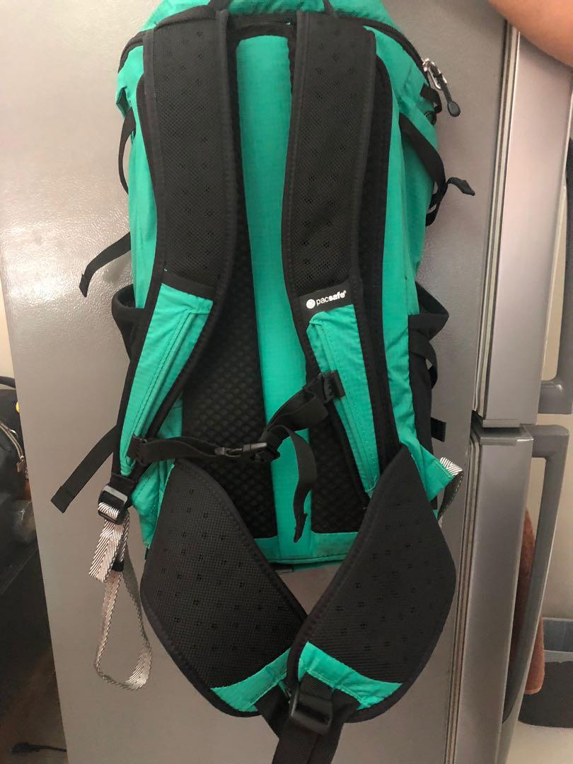 Pacsafe VentureSafe X-30 Anti Theft (Category: Backpacks) located in Mandaluyong City. Submitted by dobypreloved (Listing ID 1006868624, Image 3). Description: Product video: https://youtu.be/qmt5tSFZ9os The Pacsafe Venturesafe X30 Anti-Theft Adventure Backpack delivers an understated design packed full of useful security features to keep your gear secure on the go. With handy built-in eXomesh® slashguards, zipper pull security, hard-to-cut webbi