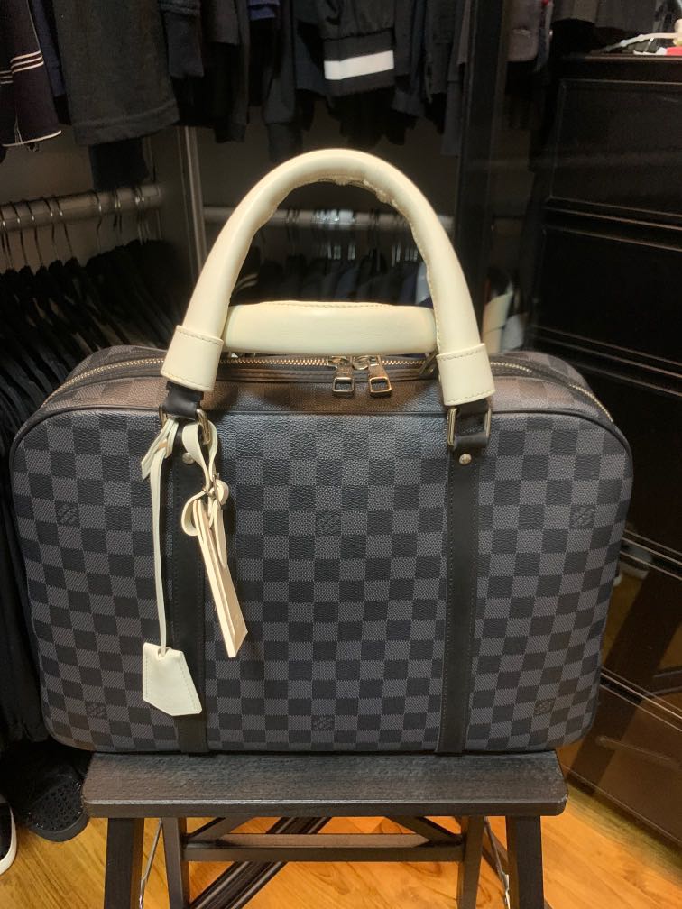 louis vuitton runway bags