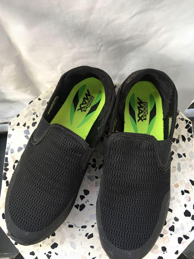 Skechers go 2025 run goga max