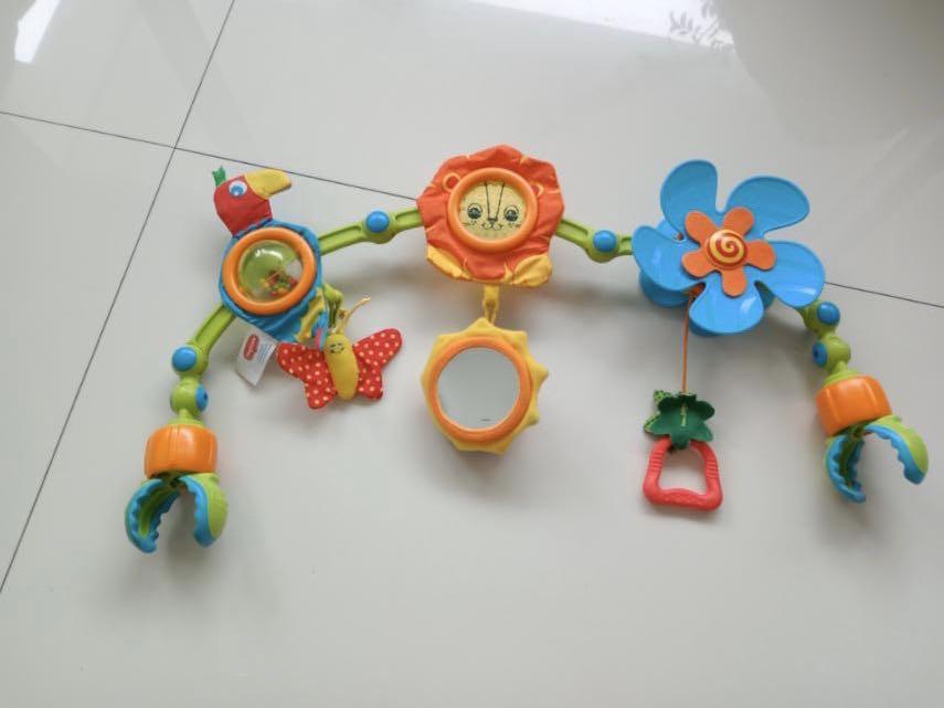 Stroller Toy clip (Category: Strollers) located in Malabon City. Submitted by mch125 (Listing ID 1006891556, Image 1). Description: stroller toy.