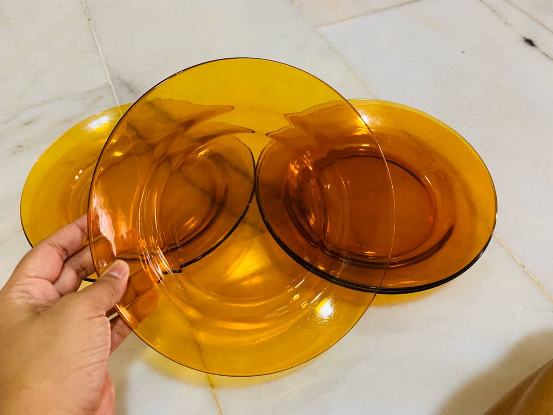Thick Glass plates, Furniture & Home Living, Kitchenware & Tableware, Other Kitchenware