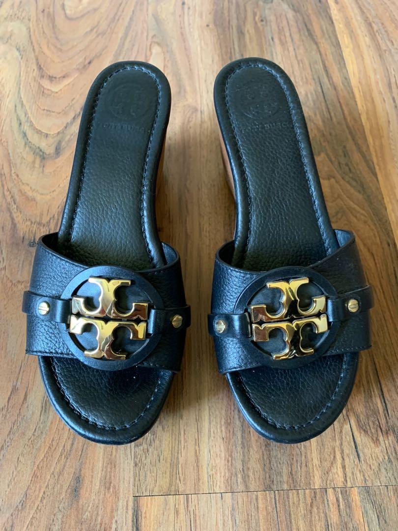 Patty wedge hotsell slide tory burch