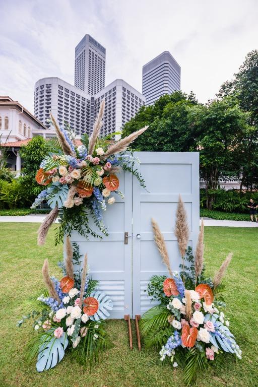 Wedding Decor Vintage Doors Backdrop For Rental Rental Price For 7 Days For Two Doors Everything Else On Carousell