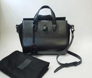（分類：）位於 。 由 jun_buy 提交（商品編號 1007109863，圖片 1）。簡介： 。
