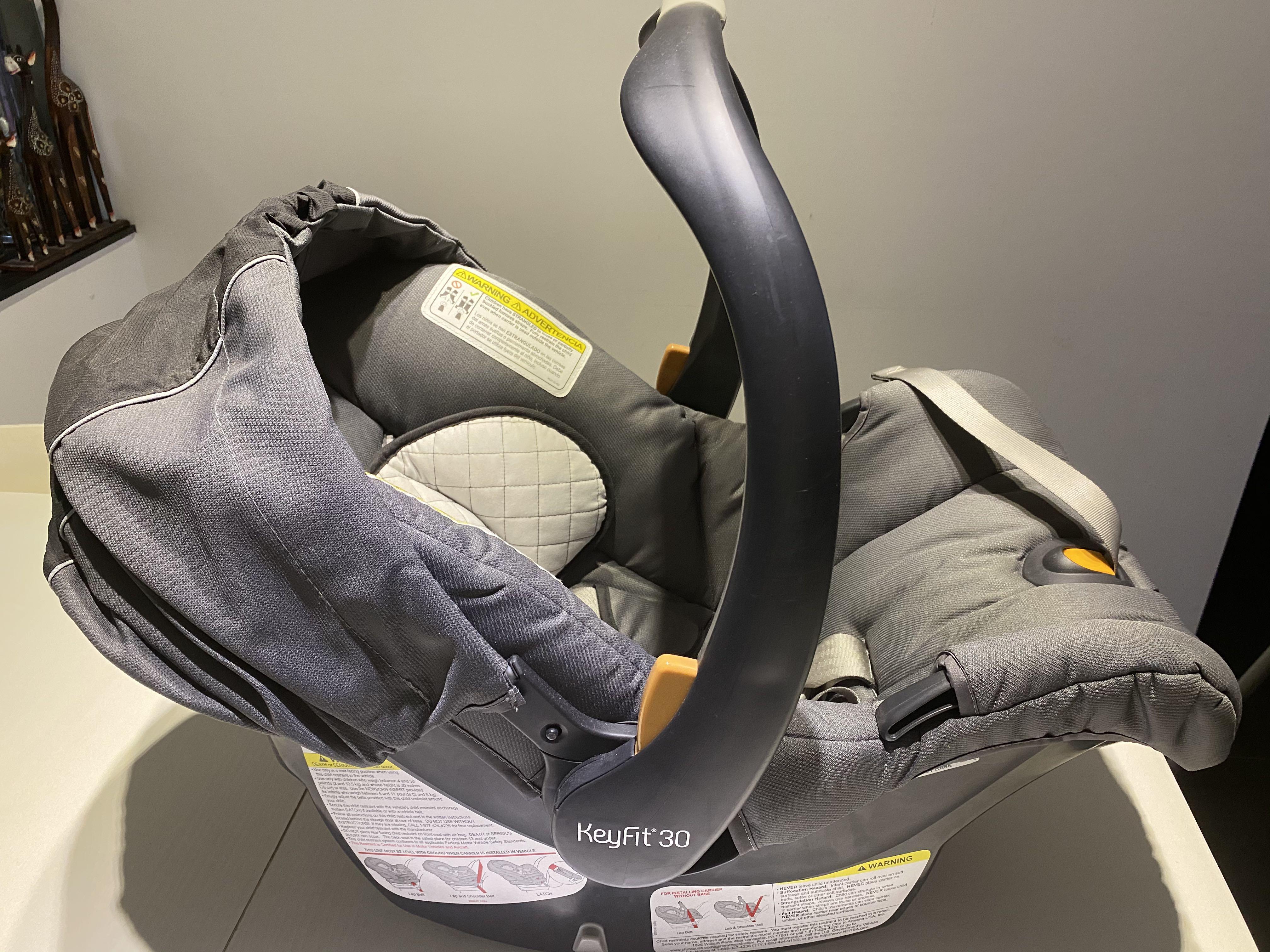 Barely Used Chicco Baby Car Seat with Isofix Babies Kids Going