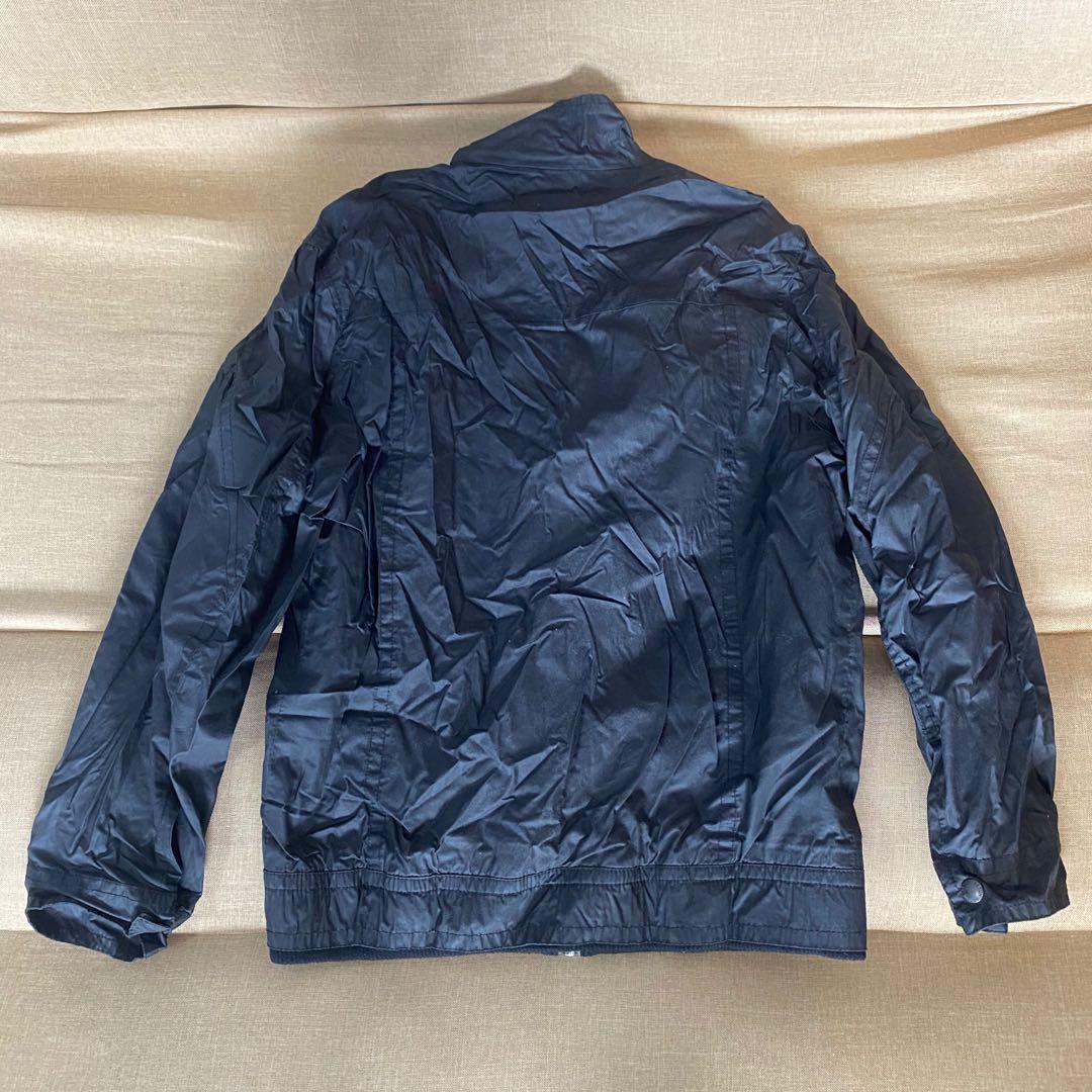 Black Jacket (Category: Hoodies) located in Tanjung Bungah. Submitted by coollen (Listing ID 1007118565, Image 2). Description: Normal black jacket . Suitable for bikers . .