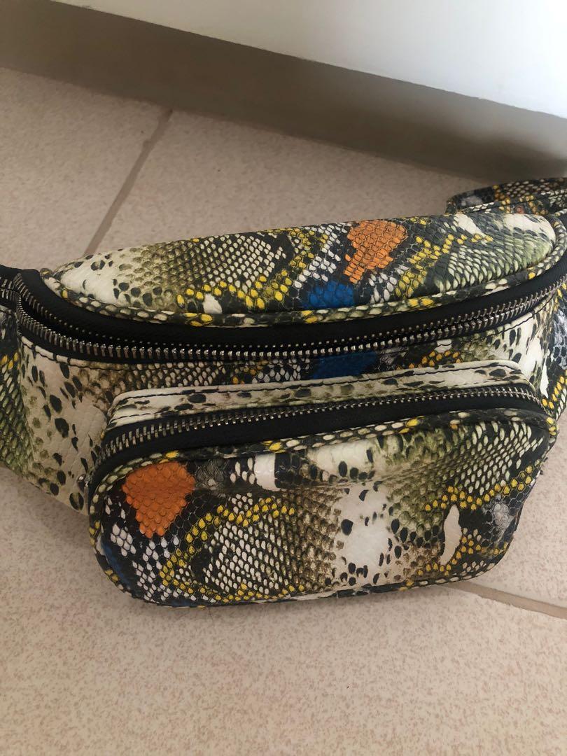 Cotton on fanny pack clearance