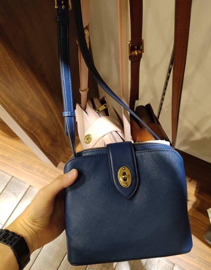 Lana discount crossbody fossil