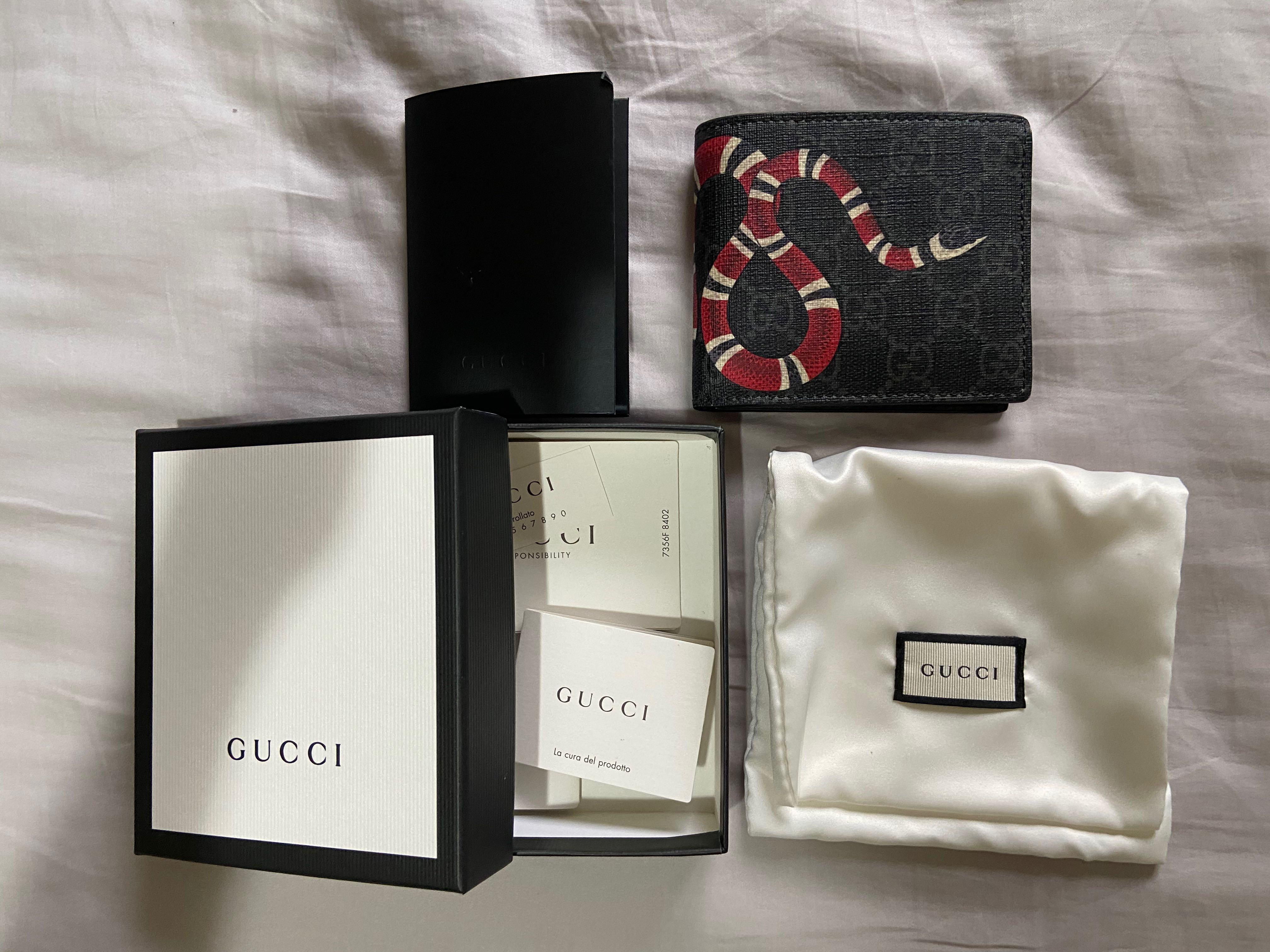Gucci Snake Bi fold Wallet Men s Fashion Watches Accessories