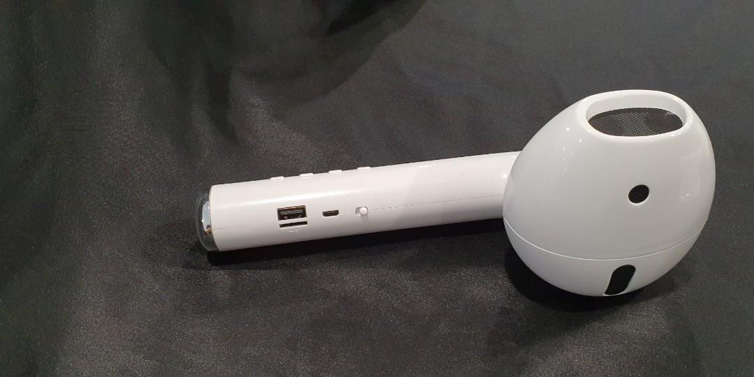 Mega Airpod speaker