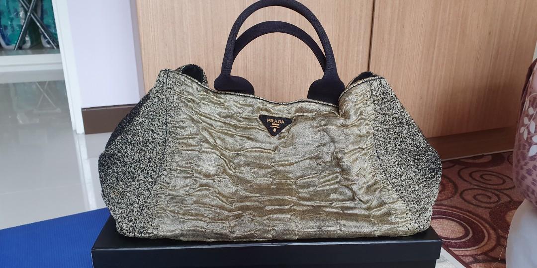 prada sale bags