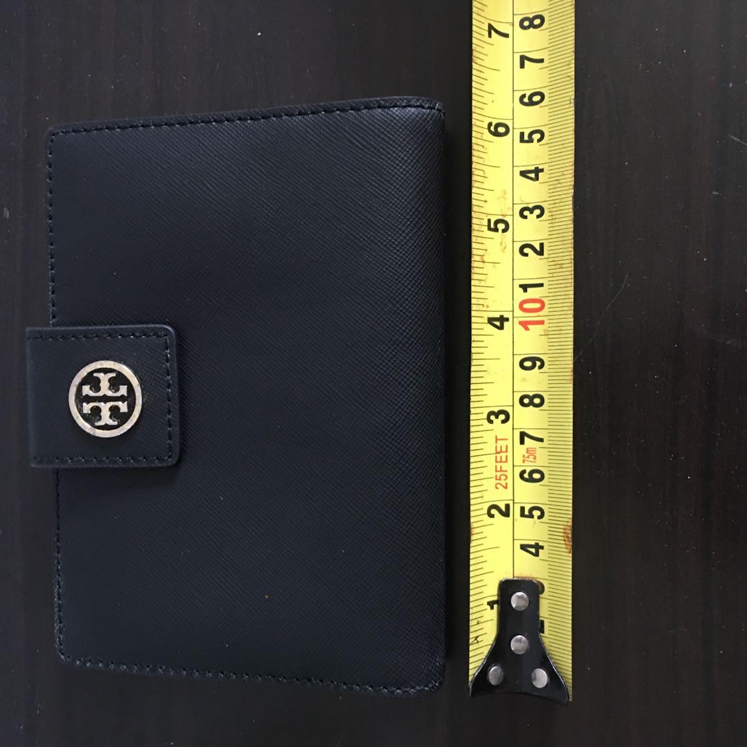 Tory Burch passport holder wallet, Women's Fashion, Watches