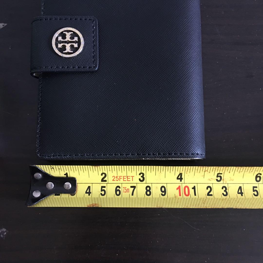 Tory Burch passport holder wallet, Women's Fashion, Watches