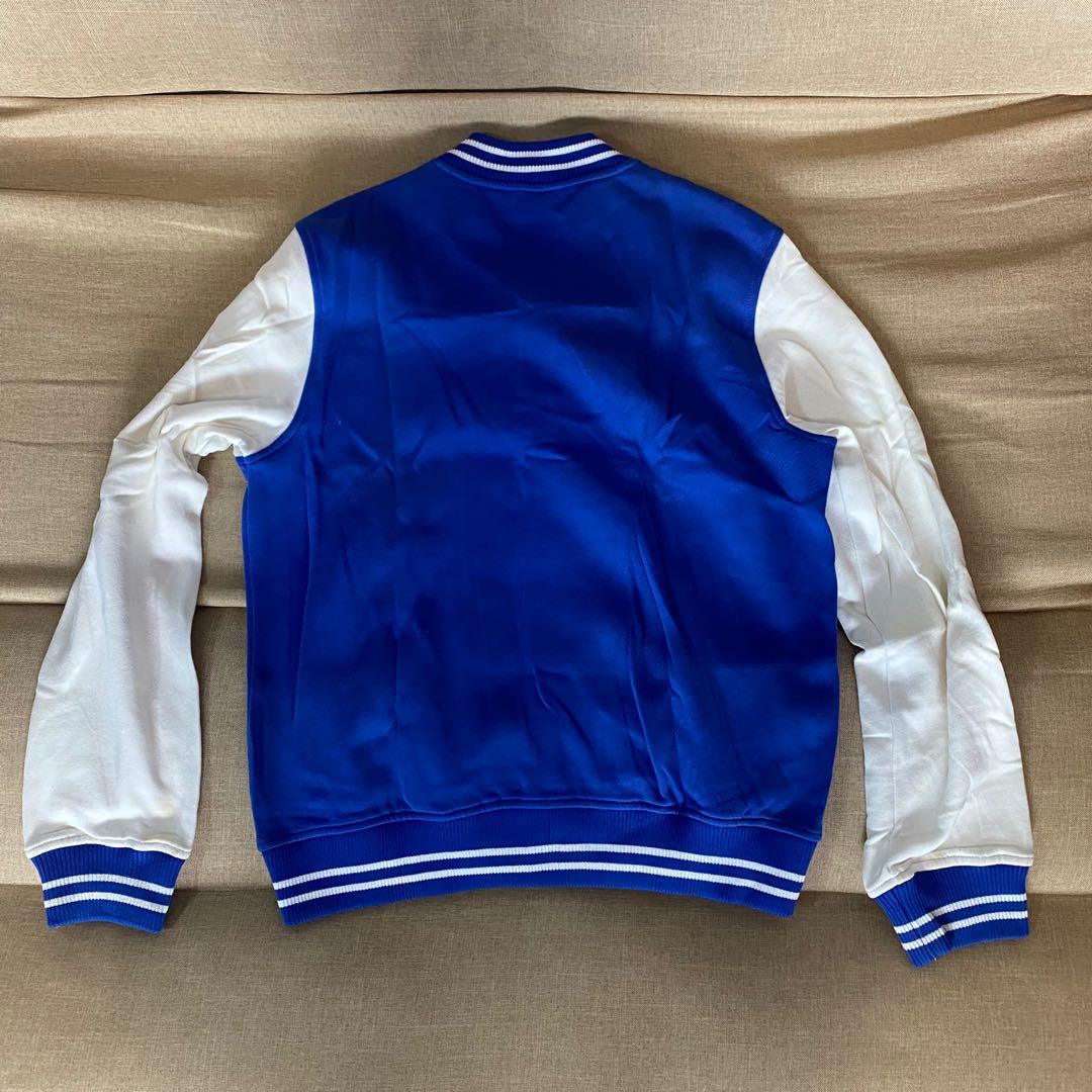 Varsity Jacket (Category: Hoodies) located in Tanjung Bungah. Submitted by coollen (Listing ID 1007116803, Image 2). Description: Seed rare Varsity Jacket. Fresh color. What you see is what you get! .