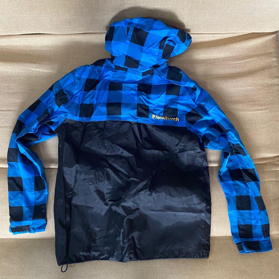 Winter Jacket (Category: Hoodies) located in Tanjung Bungah. Submitted by coollen (Listing ID 1007117727, Image 2). Description: If you snowboard you sure will like this jacket! What you see is what you get! .