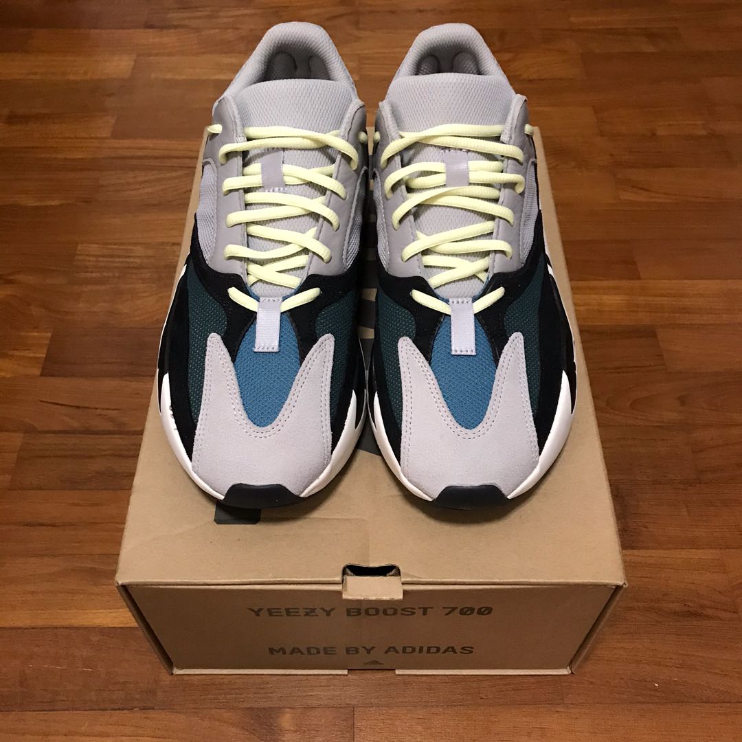 yeezy 700 og