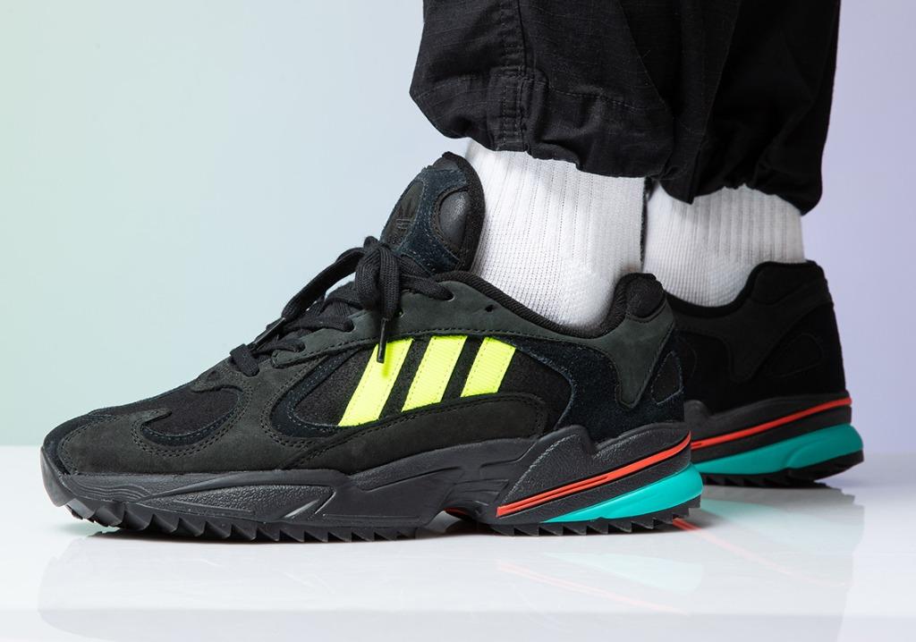 ultimo modello adidas yung 1