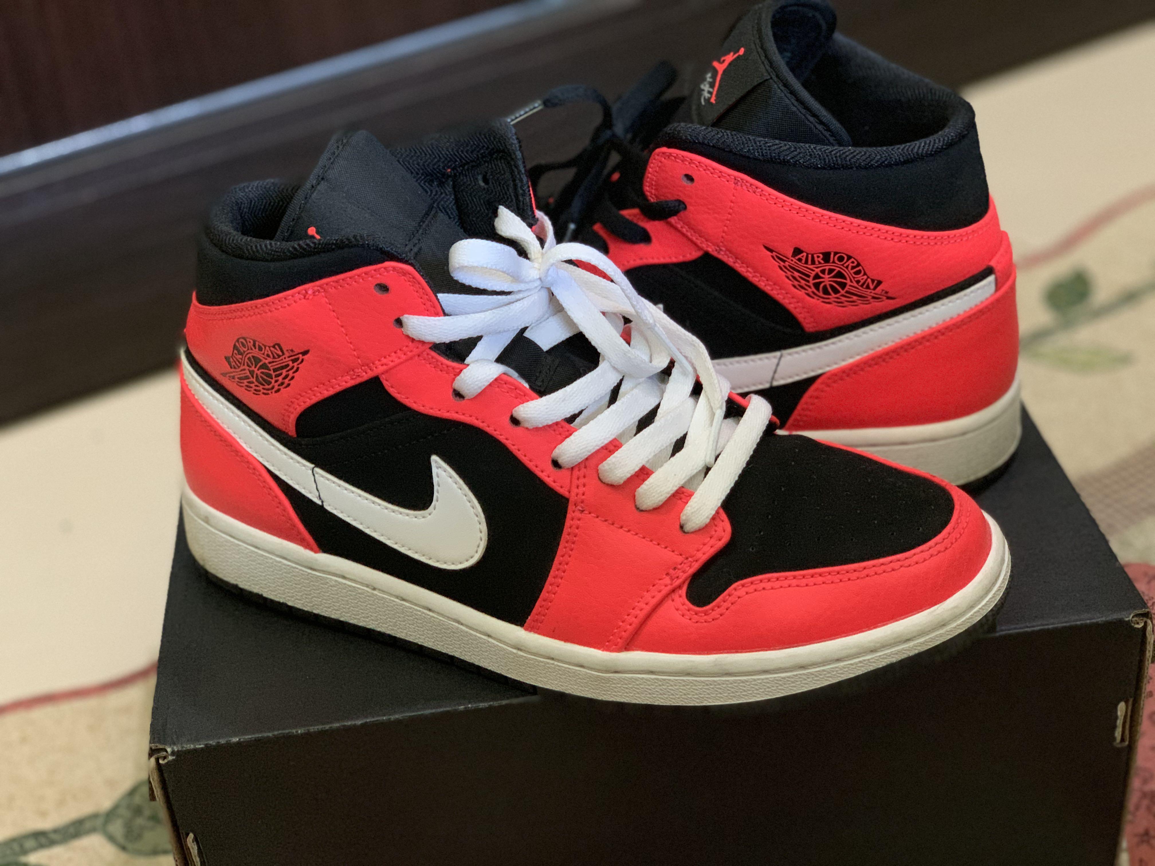 Nike air jordan 2025 1 mid infrared