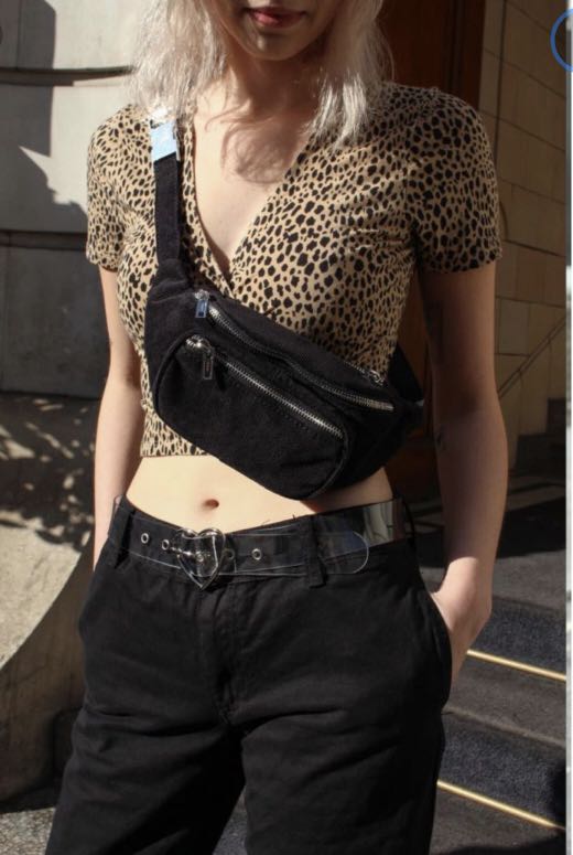 Brandy Melville fanny bag Carousell