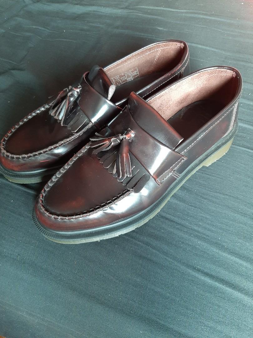 dr martens one utama