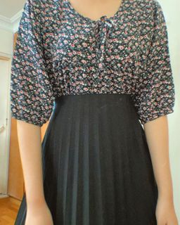 (Category: ) located in . Submitted by caryne.clothes (Listing ID 1007490555, Image 1). Description: .