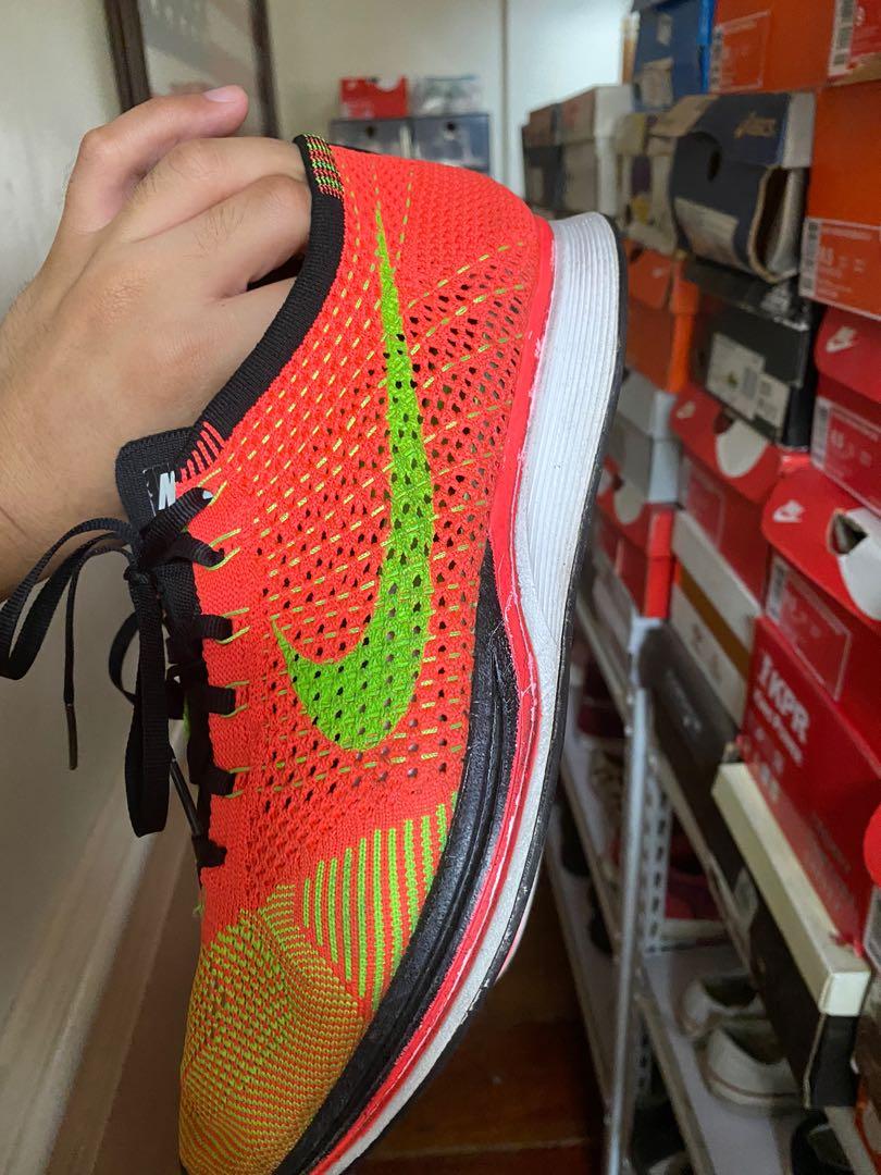 flyknit racer hyper punch