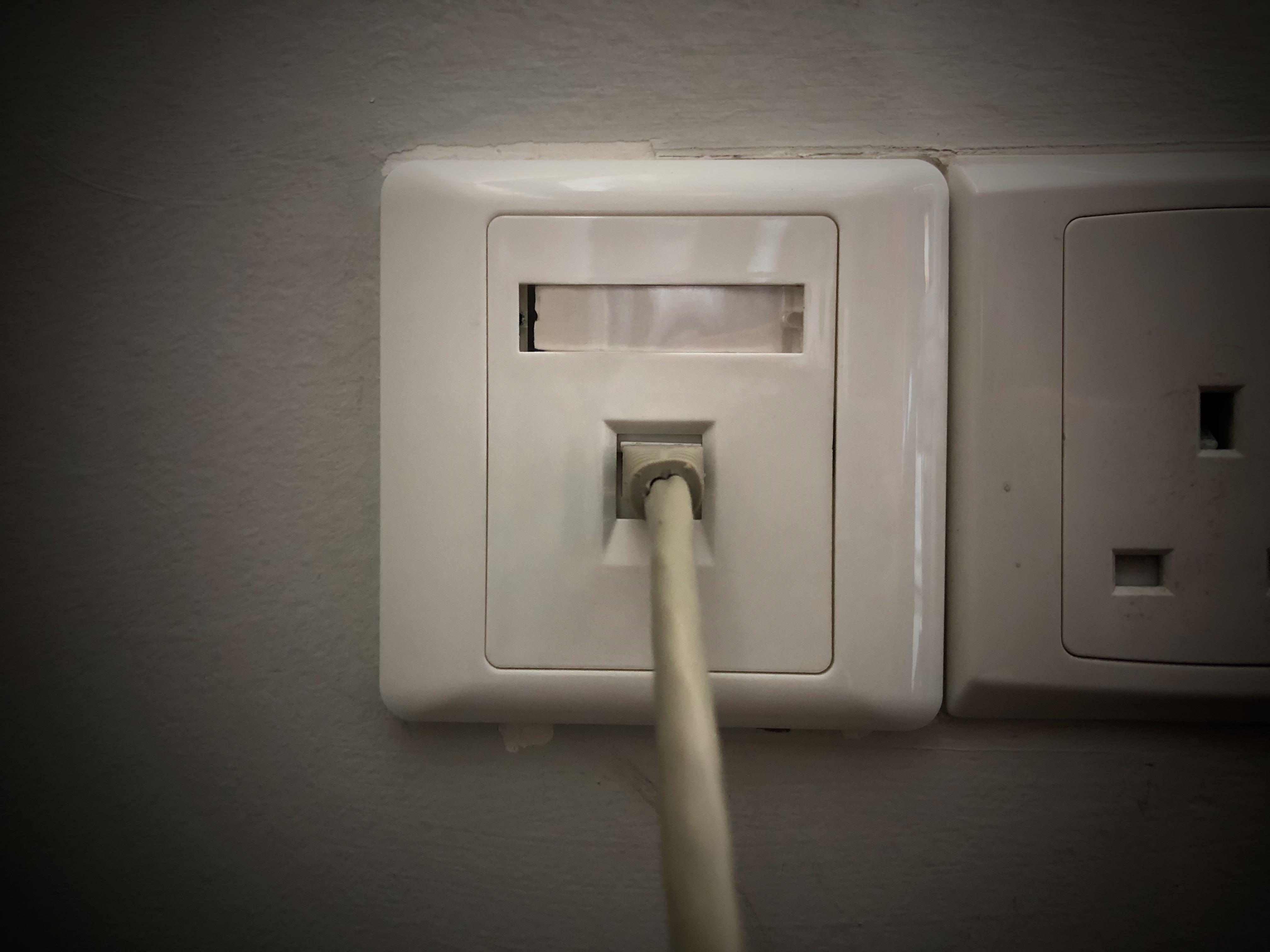 Weak WiFi Slow WiFi solution. WiFi dead spot? No signal