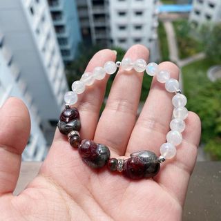 (Category: ) located in . Submitted by klcsale (Listing ID 1007428336, Image 1). Description: .