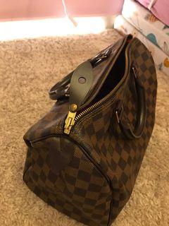 🎉Reduce $$ Almost new LV Bag