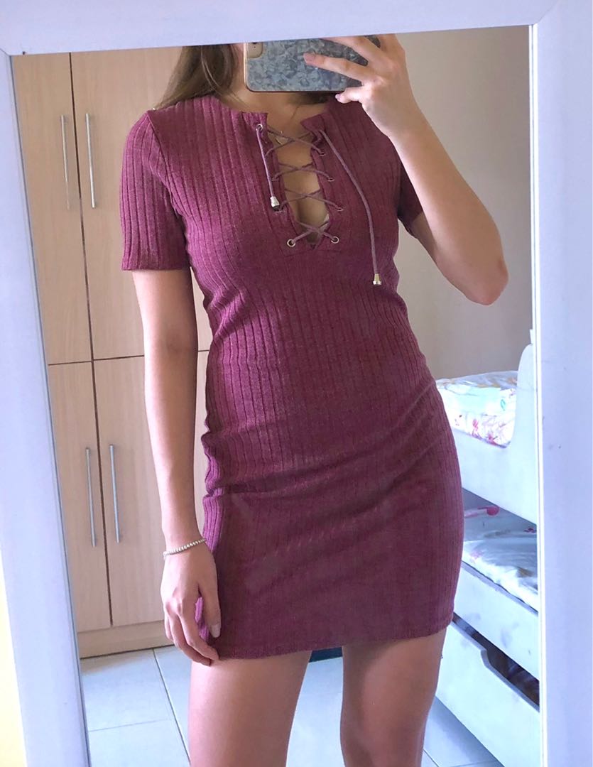 maroon ribbed dress