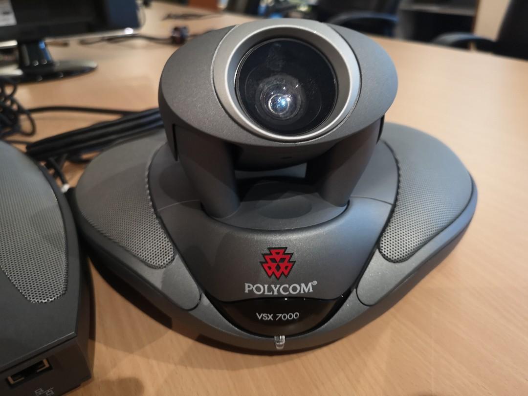 Polycom vsx7000 (Category: Networking) located in Singapore. Submitted by renetsol (Listing ID 1007488697, Image 2). Description: very new polycom vsx7000 with all accessories n extra mic..