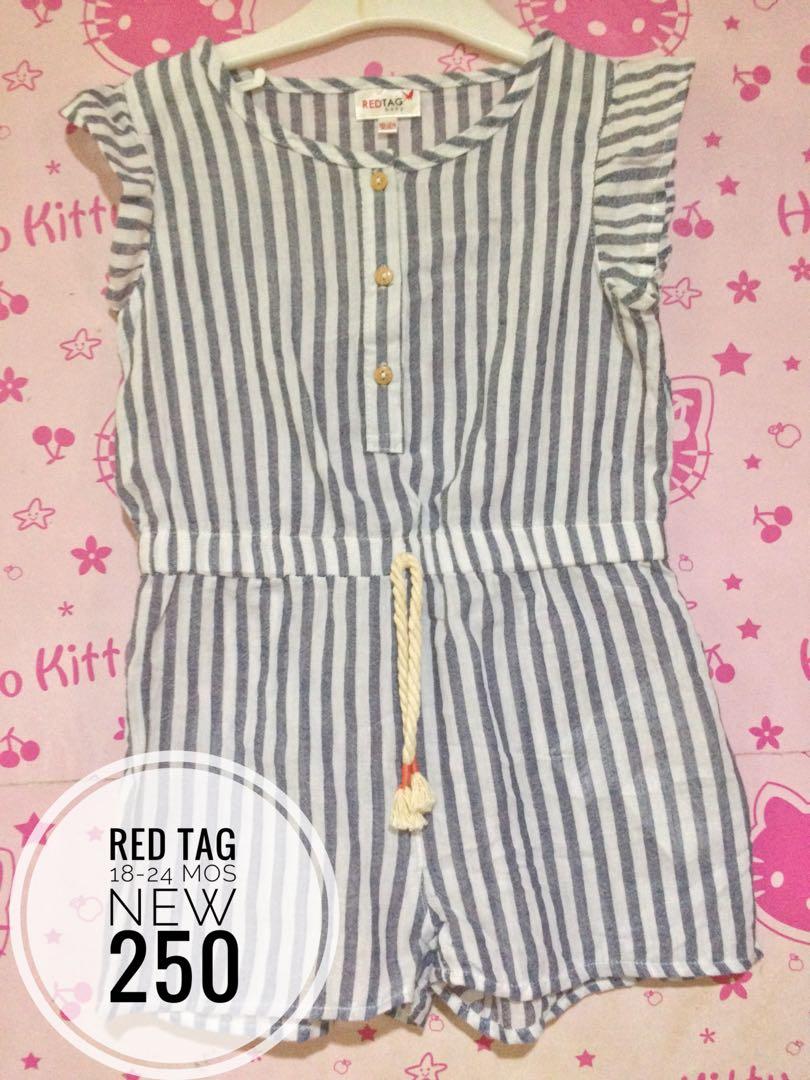 Red shop tag kidswear