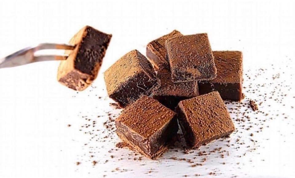 Truffles by K for sale! (Category: Packaged & Instant Food) located in Manila. Submitted by darlabebe03 (Listing ID 1007466832, Image 3). Description: Chocolate Truffles comes in 2 variant Milk Chocolate Dark Chocolate 8x14 cm in size / 28 pieaces .